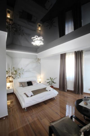 Aura Studio Mamaia, Mamaia